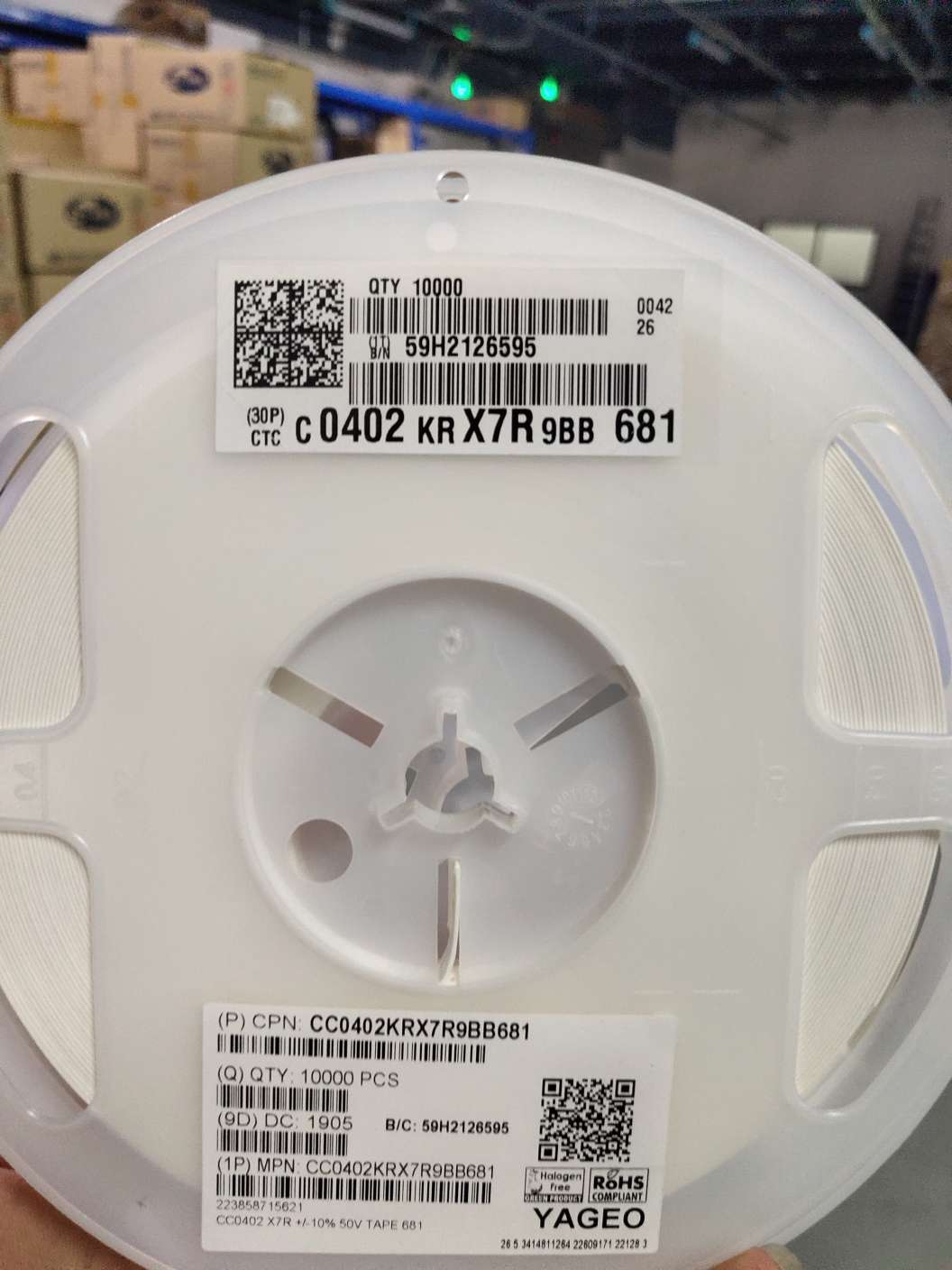 CC0402KRX7R9BB681