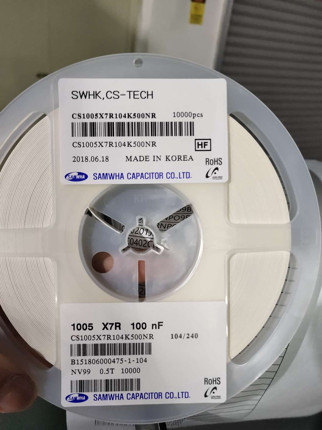 CS1005X7R104K500